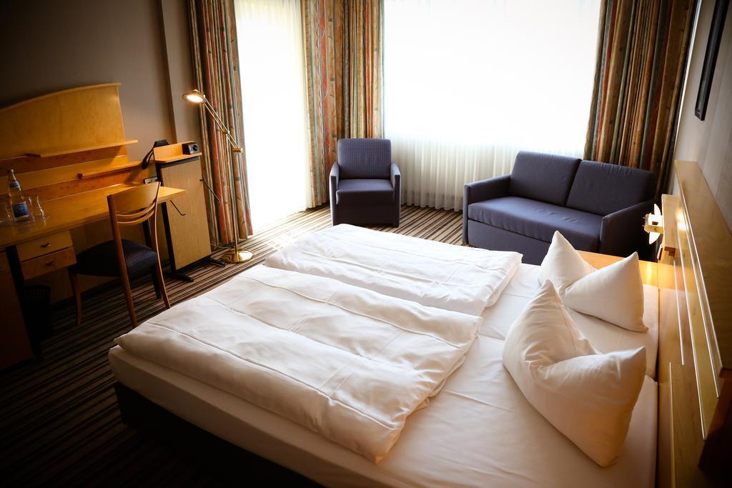 Rheinhessen Inn Gmbh Woerrstadt Phòng bức ảnh