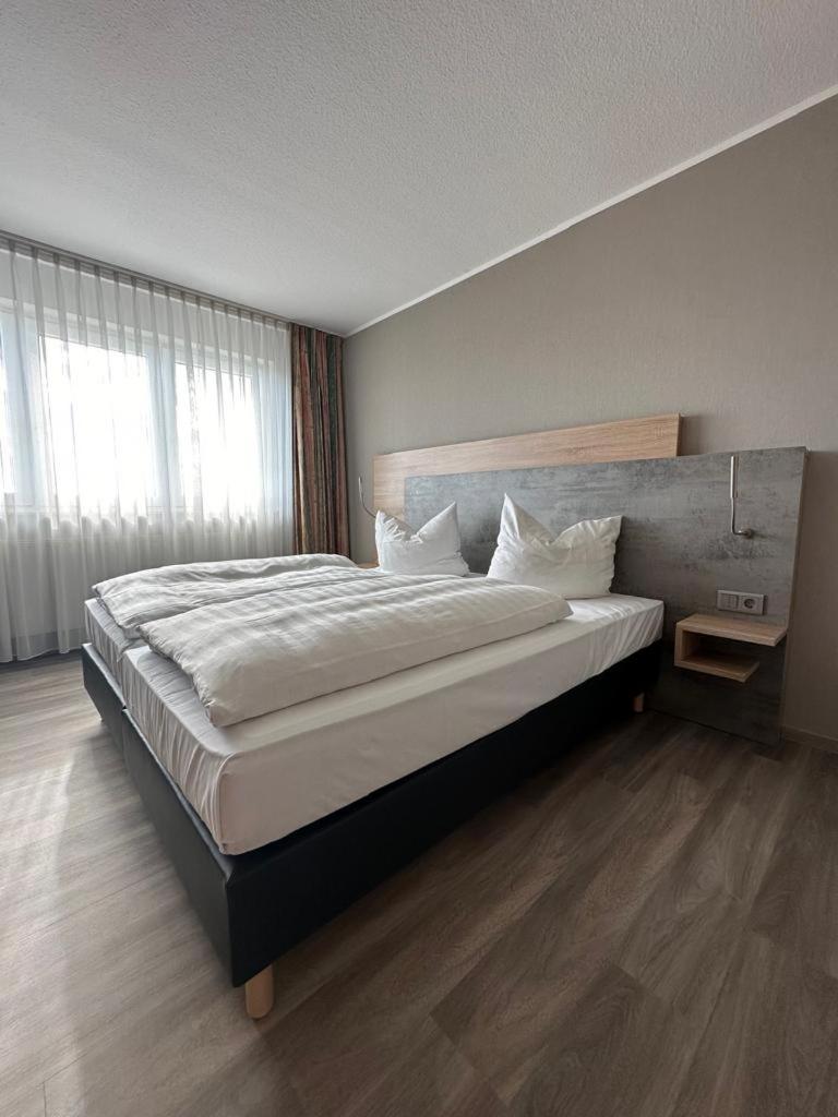 Rheinhessen Inn Gmbh Woerrstadt Ngoại thất bức ảnh